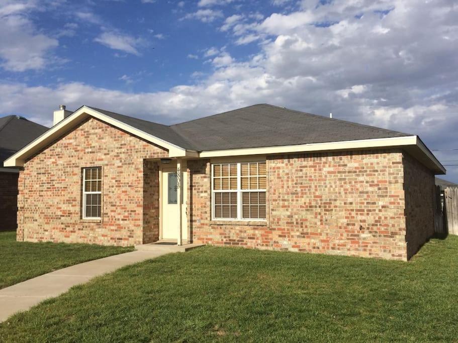 Mckinley House - Gym, Garage And Fenced Yard Villa Amarillo Exterior photo
